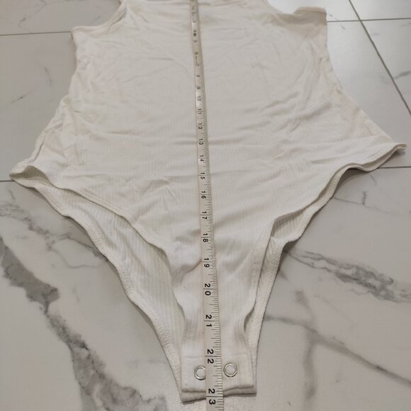 NWT Wild Fable Women's Medium Bodysuit White Square Neck Spaghetti Strap - Picture 7 of 9